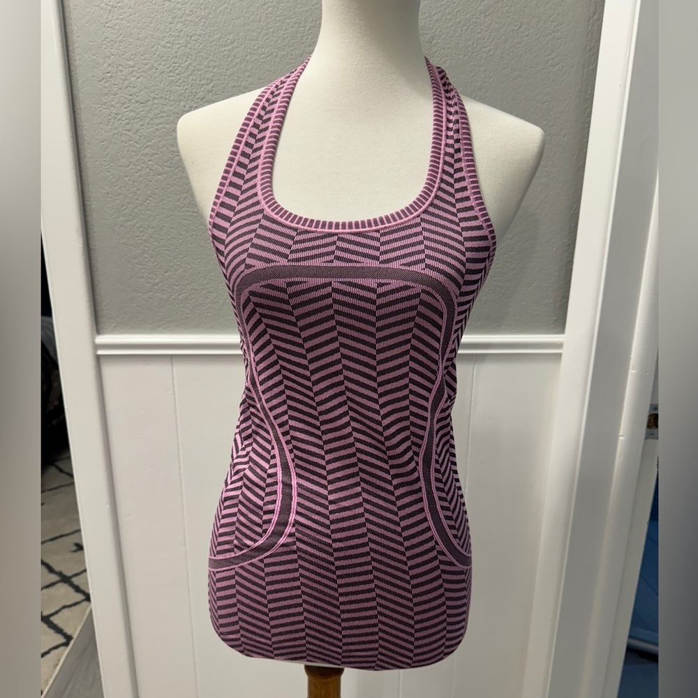 Lululemon  Run Swiftly Tank - Pink and Gray Chevron - Size 4